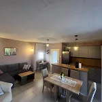 Apartment House Lokvice *