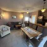 Apartment House Lokvice